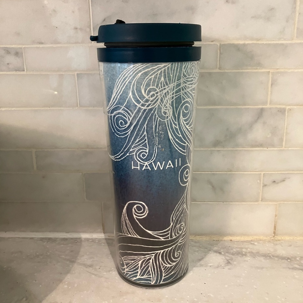 Starbucks Hawaii blue wave travel mug with lid. EUC!